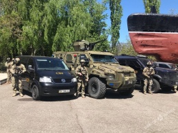 Сотрудники СБУ патрулируют улицы Одессы