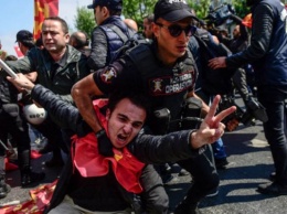 День Труда: аресты в Стамбуле и Петербурге