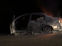 На крымской трассе сгорела купленная неделю назад иномарка