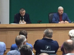 На Днепропетровщине полиция призвала не использовать политическую и запрещенную символику 8-9 мая (ВИДЕО)