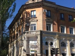 Памятник архитектуры "19-й магазин" в Славянске теряет свой облик