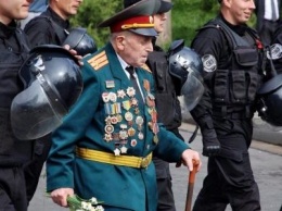День Победы без георгиевской ленты: в полиции Каменского напомнили о Законе