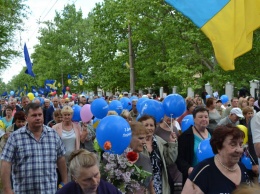 Тысячи херсонцев пришли 9 Мая по приглашению Оппозиционного блока на Марш Памяти
