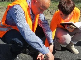Качеству ремонта дороги Доброполье- Лиманна пообещали десятилетнюю гарантию