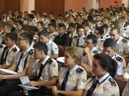 Черноморским ученикам презентовали новую онлайн инструкцию сервисного центра МВД