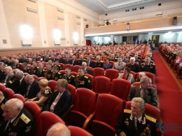 Аксенов поздравил моряков с 235-летием Черноморского флота Российской Федерации