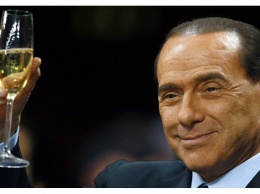 Суд в Италии реабилитировал Берлускони, политик снова может баллотироваться на выборах, - СМИ