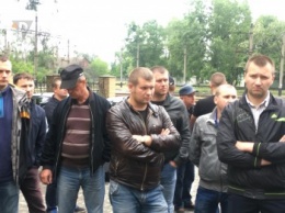 В Кременчуге, Запорожье и Тернополе железнодорожники проводят "итальянскую" забастовку