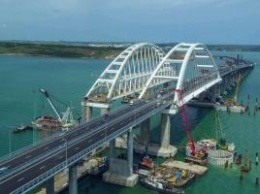 "Мост не принесет никакой прибыли в бюджет РФ и Крыма" - блогер о запуске Керченского моста