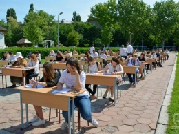 Одесские чиновники сдали экзамен по английскому языку