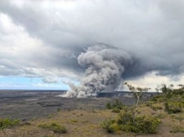 На Гавайях произошел взрыв в жерле вулкана, жителей могут эвакуировать