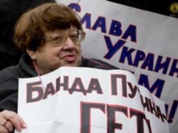 Правозащитники выразили соболезнования в связи со смертью Новодворской