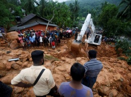 Шри-Ланкой прошелся мощный ураган, есть жертвы