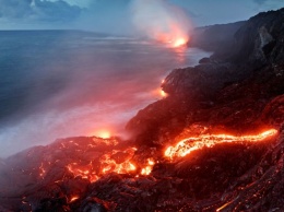 На Гавайях образовалось ядовитое облако из-за извержения вулкана