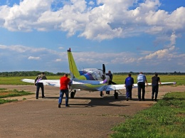 Одесский авиазавод продолжает испытания Y1 «Дельфин»