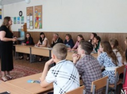 В Сурско-Литовской школе состоялись «Деловые игры»: старшеклассников учили основам предпринимательства