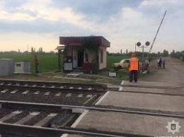 В Николаевской области товарный поезд сбил насмерть женщину