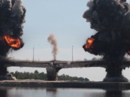 Было заложено более тонны взрывчатки: В Беларуси взорвали мост через реку Припять