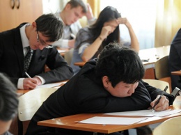Советы школьникам и родителям: как сдать экзамены и не умереть от стресса