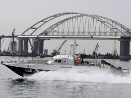 На Украине заявили о "гибридной угрозе" со стороны России в Азовском море