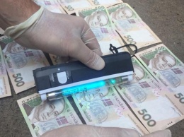 В Одессе сотрудники СБУ задержали врача, который вымогал деньги у призывника (фото)