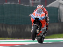 MotoGP: Видео хайсайда Миккеле Пирро на 350 км/ч в Муджелло