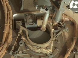Марсоход Curiosity провел первый анализ пород после поломки бура