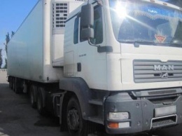 Сумские пограничники обнаружили прицеп грузового автомобиля с несоответствиями номера