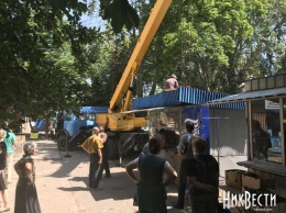 В Николаеве предприниматели мешают департаменту Ермолаева сносить незаконные будки