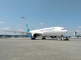 Третий Boeing 777-200ER МАУ прибыл в Борисполь
