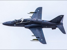 Валттер Боттас полетает на самолете финских ВВС