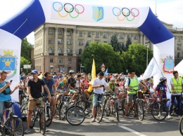 От мала до велика: сотни николаевцев собрались на ежегодный велофестиваль «МиКолесо» (ФОТОРЕПОРТАЖ)
