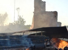 Масштабный пожар в Черниговской области: сгорело 4 дома и 9 сараев