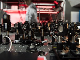 Физики из МГУ создали ключевую часть световых компьютеров будущего