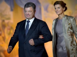 Штучки первых леди: чем занимались жены украинских президентов?
