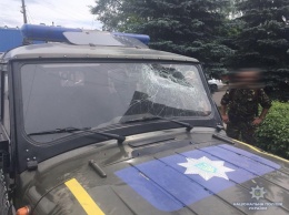 В Ровенской области 50 копателей янтаря пытались отбить у полицейских мотопомпу