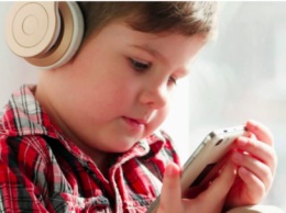 Исследование: портативные плееры вызывают потерю слуха у детей