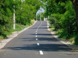 В Днепропетровской области отремонтировали половину дорог, запланированных на этот год