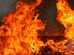 В Запорожье квартирв в многоэтажке выгорела дотла