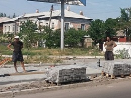 Работы по реконструкции бердянских тротуаров будут продолжаться