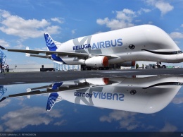 Airbus выкатил первую Beluga нового поколения из покрасочного цеха