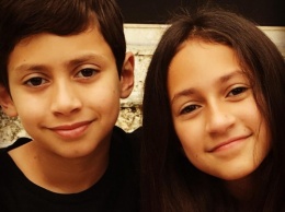 10-летняя дочь Дженнифер Лопес издаст свою книгу