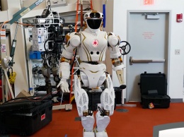 Созданы новые алгоритмы передвижения для двухпедальной робототехники