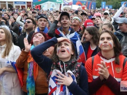 Реакция болельщиков России и Испании на сумасшедший матч в Лужниках. Видео