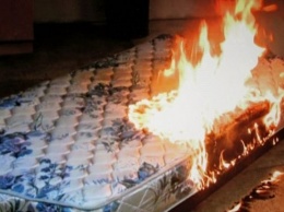 Житель Запорожской области устроил пожар, закурив в постели