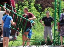 В Мирнограде выделили 15 спусковых горок для активного отдыха детей