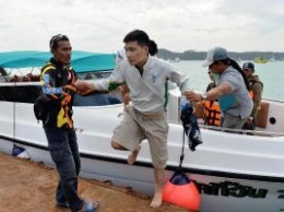 Жертвами крушения катера в Таиланде могут стать 60 человек