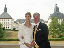 Появились фото и видео, как немецкая принцесса первый раз вышла замуж за инженера