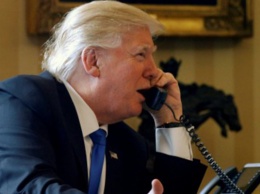 Трамп ведет переговоры с иностранными лидерами по личному телефону, - WP