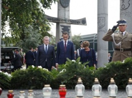 Премьер Польши заявил, что Киев должен взять на себя ответственность за «геноцид» поляков